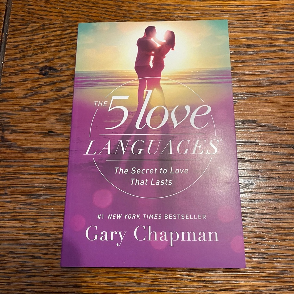 The 5 Love Languages Paperback - Purple/Pink Gradient Cover